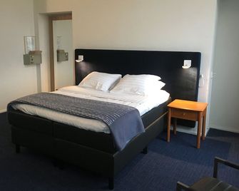 Hotel Wilhelmina - Venlo - Bedroom