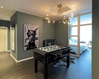 Inkblue-Apartment - Heidenau - Essbereich