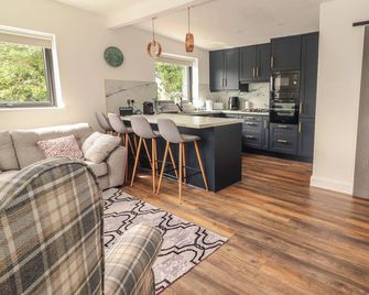 Hogans Cottage - Ennistymon - Kitchen