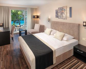 Hotel Central Beach 9 - Makarska - Sovrum