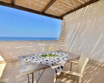 Kuddie Rosse Residence - Pantelleria - Balcon