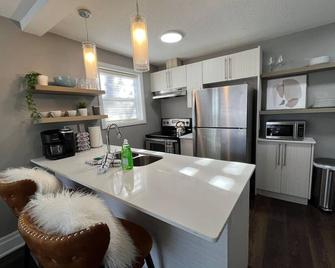 Rustic Elegance & Style 1br - London - Cocina