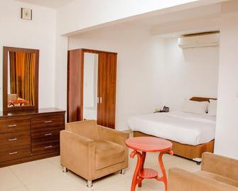 Hotel Everest Rdc - Kinshasa - Chambre