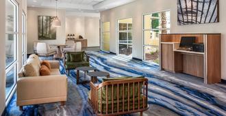 Fairfield Inn & Suites By Marriott San Jose Airport - San Jose - Lounge