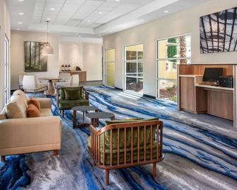 Fairfield Inn & Suites By Marriott San Jose Airport - San Jose - Sala de estar