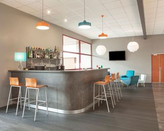 Brit Hotel Confort Bressuire - Bressuire - Bar