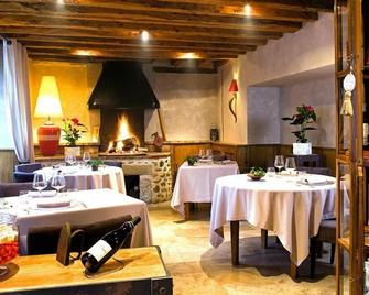 Hôtel Restaurant Les Remparts - Mirepoix - Ресторан