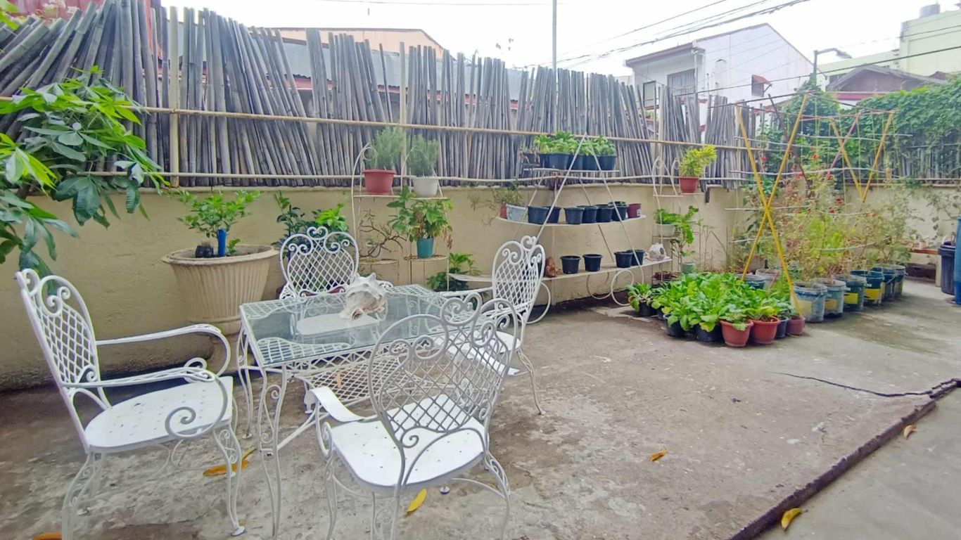 Bed and Brewhouse Sucat