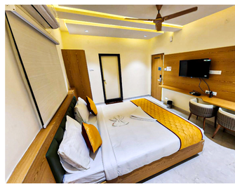 Neem Tree Hotel-Boutique Stay - Anantapur - Bedroom