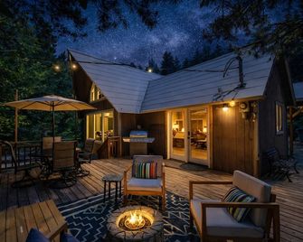 Trobele Cabin near Fish Lake by NW Comfy Cabins - Leavenworth - Patio