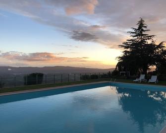 Borgo La Capraia - Castelfranco di Sopra - Piscina