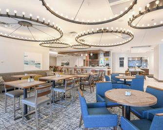 Hilton Garden Inn Cincinnati/Midtown - Cincinnati - Restaurante