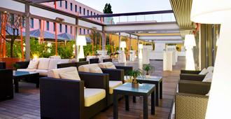 Radisson Blu Hotel, Toulouse Airport - Blagnac - Lounge