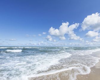 Strandhotel Dünenmeer - Ostseebad Dierhagen - Beach