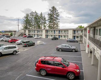 Motel 6 Tigard. Or. Portland Southwest - Tigard - Gebäude