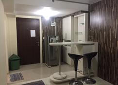 Comfortable as Home complete spacious in secure area - Makassar - Slaapkamer