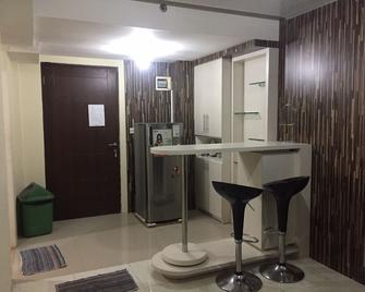 Comfortable as Home complete spacious in secure area - Makassar - Bedroom