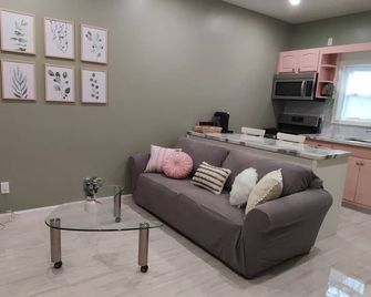 Brand New Cozy Downtown Delaware Apartment - Delaware