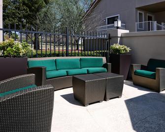 Residence Inn by Marriott Dallas Las Colinas - Irving - Balcony