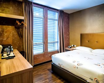 Hotel Nusa Ct - Gelang Patah - Slaapkamer