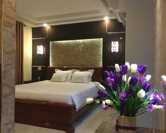 Thanh Phuc Hotel 2 - Dong Hoi - Habitación