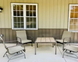 Country Living in Mattoon - Mattoon - Terasa