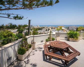 G38 Rental Apartment Building - Haifa - Ban công