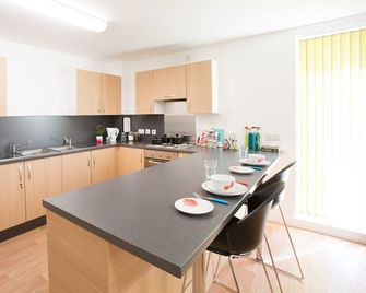 Cityheart Dornoch - Campus Accommodation - Dornoch - Küche