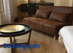 Les studios vue mer Le Matlo - Dinard - Living room