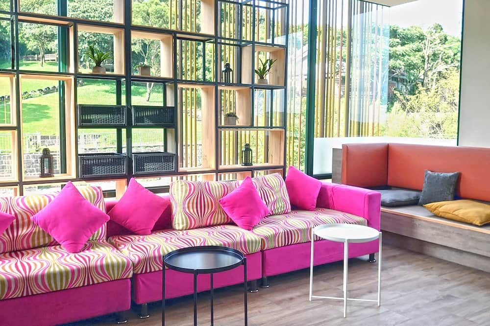 منتجع يانمين هوت إسبرينج