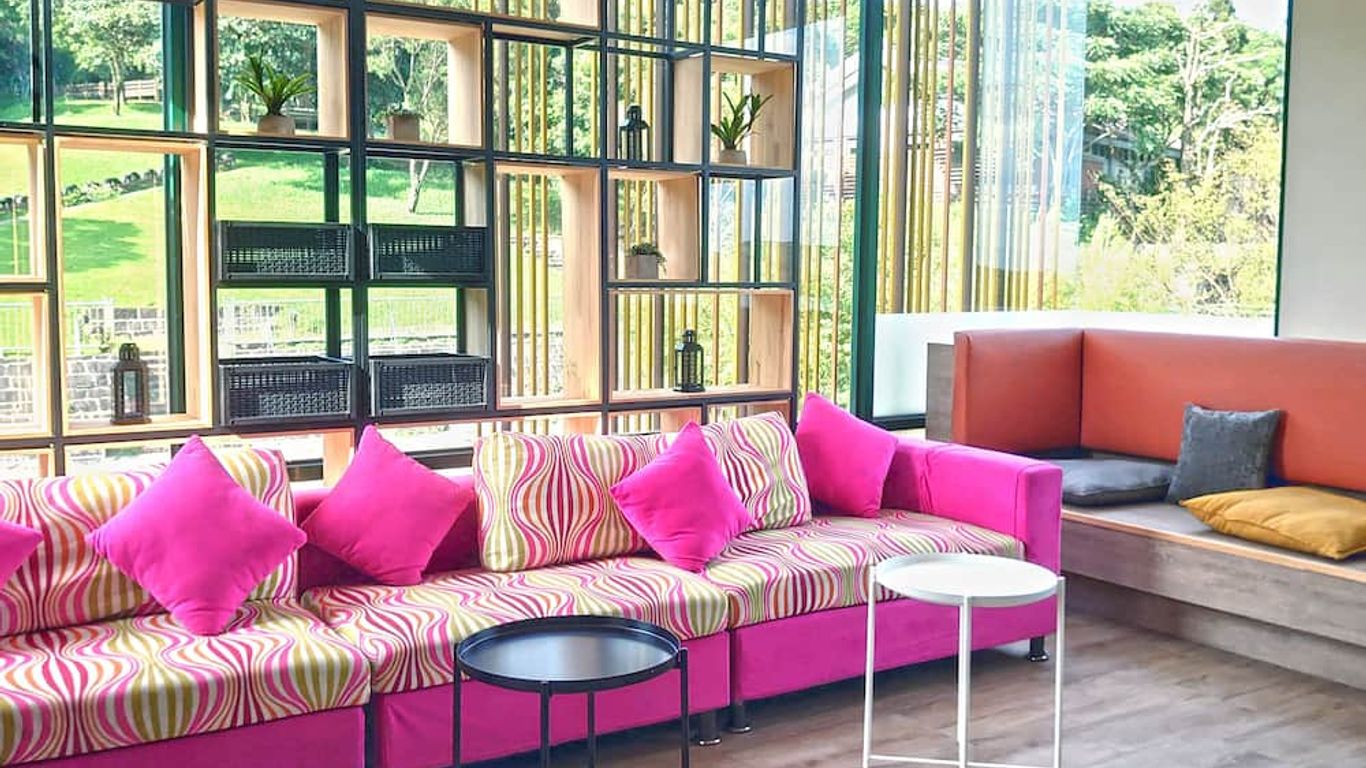 منتجع يانمين هوت إسبرينج