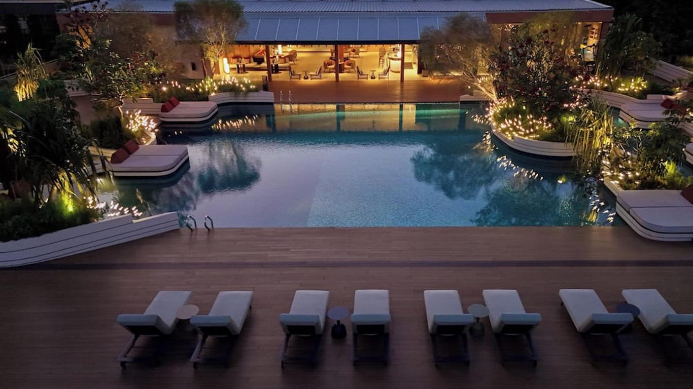 PARKROYAL On Beach Road