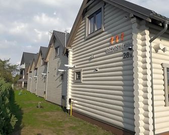 Holiday Homes 777 - Karwia - Budynek