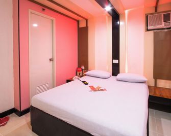 Hotel Sogo Santolan - Pasig