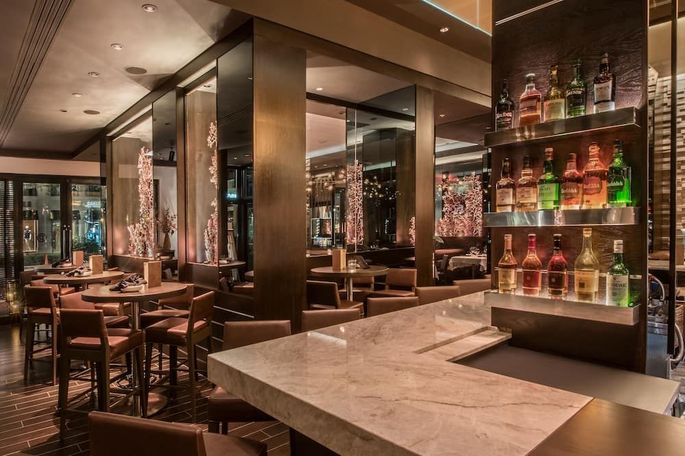 إن أون فيفث