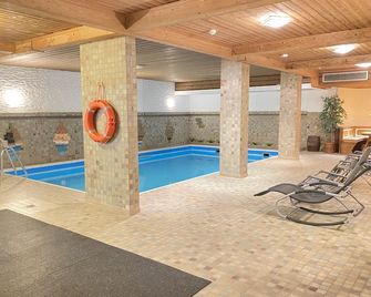 Burghotel Nürnberg - Neurenberg - Zwembad