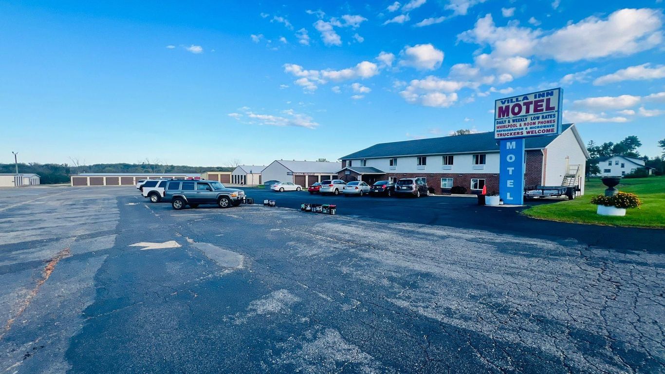 Villa Inn Motel Near Hwy 12 Wi