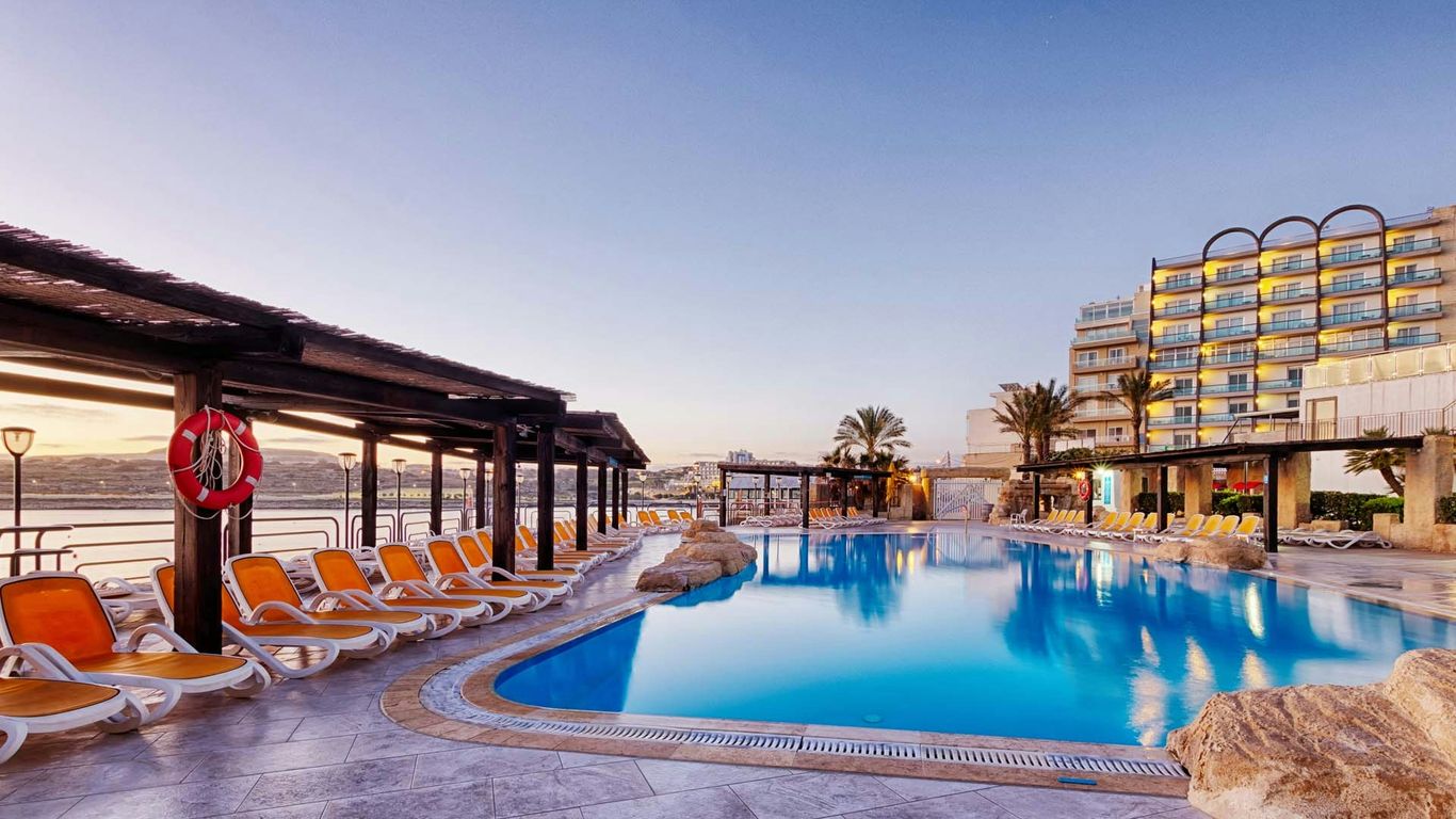 AX Sunny Coast Resort & Spa