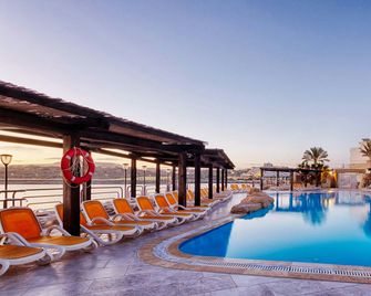 AX Sunny Coast Resort & Spa - Saint Paul’s Bay - Pool