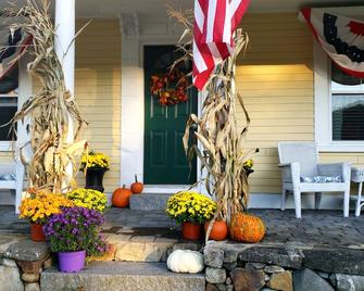 The Elmere House Bed & Breakfast - Wells - Patio