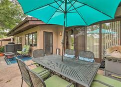 Gated Home with Golf Course View and Pool Access! - Sedona - Patio