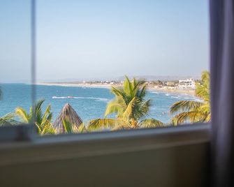 Don Giovanni Balinese Suites & Gelateria - Mancora - Balkon
