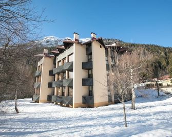 Résidence Grand Roc - Campanules 213 - Happy Rentals - Chamonix - Toà nhà