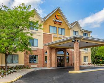 Comfort Suites Dover - Dover - Building