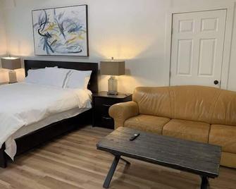 Country studio pet friendly - Port Alberni - Bedroom