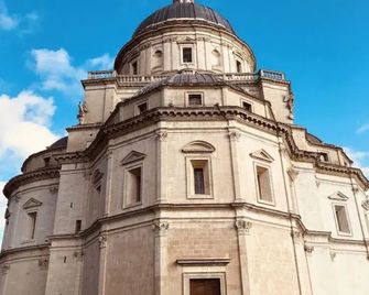 Residenza Teatro Antico - Todi
