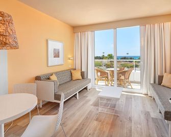 Protur Vista Badía Aparthotel - Sa Coma - Soggiorno
