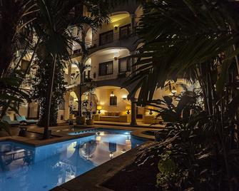Fabiola Condo Hotel - Playa del Carmen - Kolam