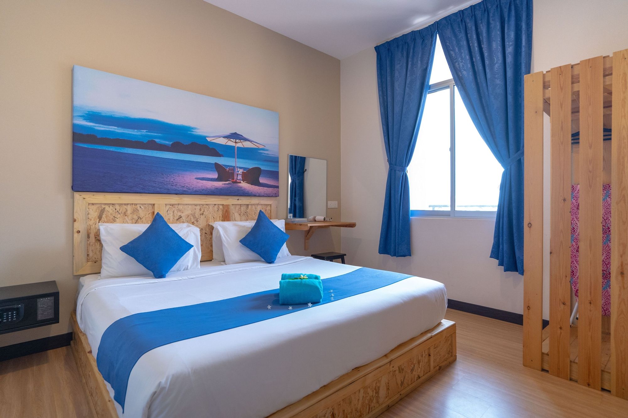 Paretto Seaview Hotel - Pantai Cenang - Schlafzimmer