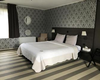 Hotel De Klok - Zutendaal - Bedroom